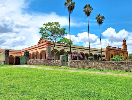 San Sebastián: santuario de memorias, ecos, y una comunidad que honra su legado.
